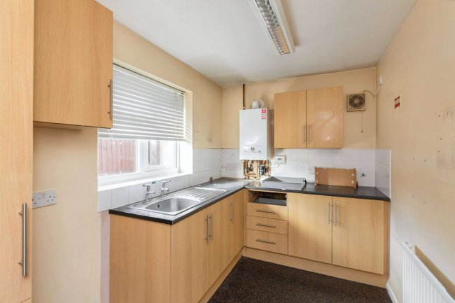 4 Woodhouse Court, Stantonbury, Milton Keynes MK14 6GB 6