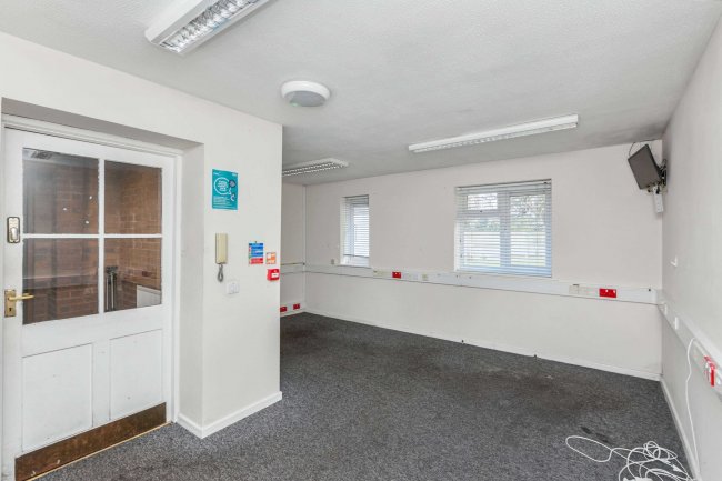 4 Woodhouse Court, Stantonbury, Milton Keynes MK14 6GB 6