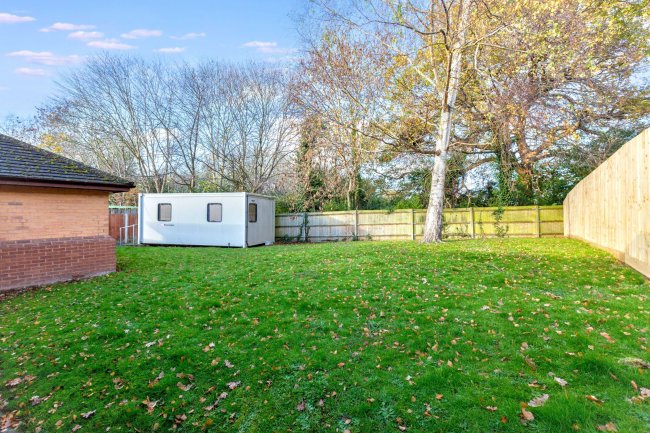 4 Woodhouse Court, Stantonbury, Milton Keynes MK14 6GB 6