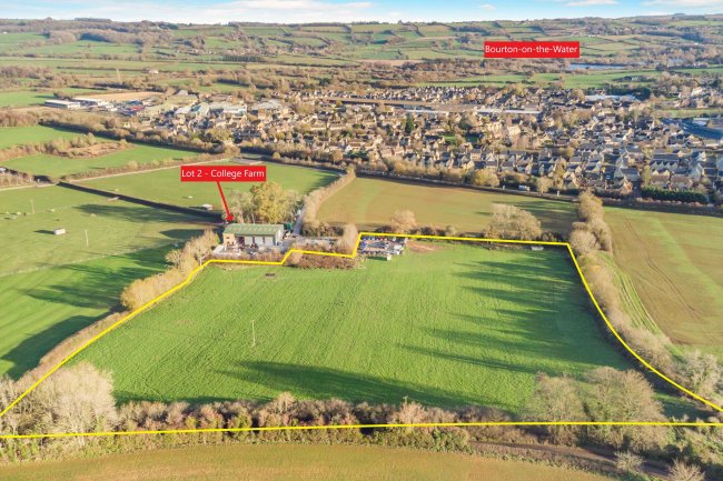 The Paddock, College Farm, Stow Road, Bourton-on-the-Water GL54 2HN 3