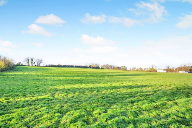 The Paddock, College Farm, Stow Road, Bourton-on-the-Water GL54 2HN 3