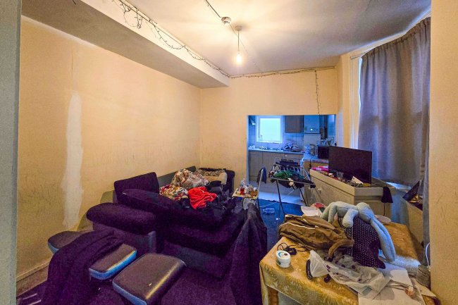 113 The Vale, Uxbridge Road, Acton, London, W3 7RQ 5