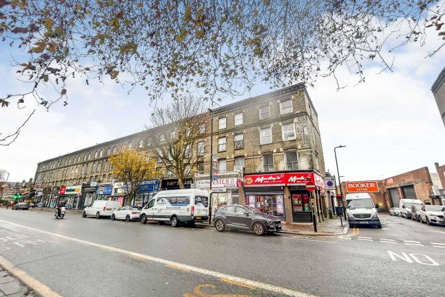 141 The Vale, Uxbridge Road, Acton, London, W3 7RQ 8