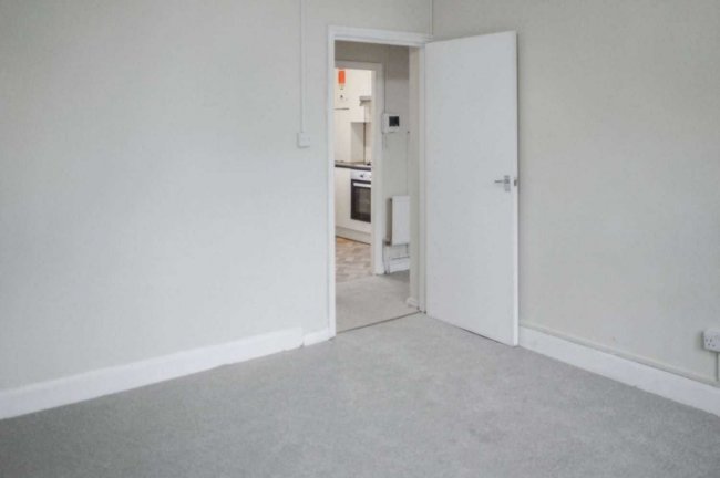 Flat 10 Block A, Peabody Estate, Fulham Palace Road, London W6 9PG 6