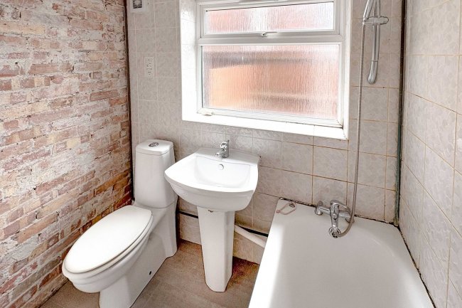 77 Crispin Way, Kingswood, Bristol, BS15 4SH 6