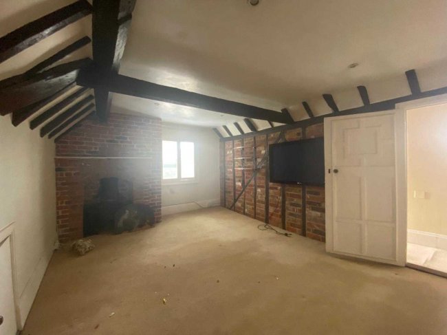 The Priory, Church Road, Old Windsor, Berkshire, SL4 2JW 5