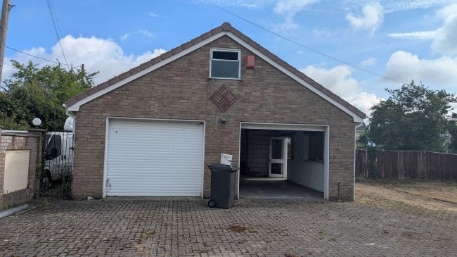 Forest Edge House, Jacobs Walk, Totton, SO40 9JU 6