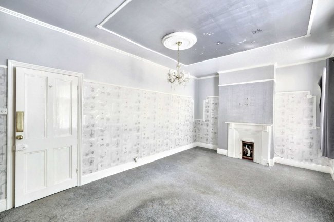 28 Chester Green Road, Derby, Derbyshire, DE1 3SF 7