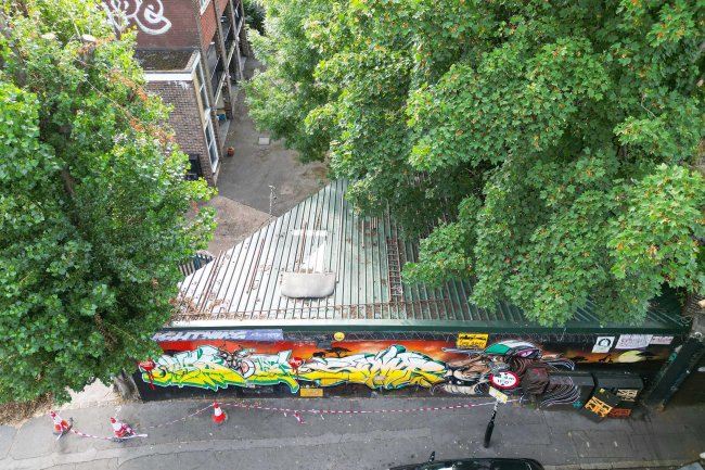 Lock up premises and land, Dagnall Park, Selhurst, London, SE25 6NS 3