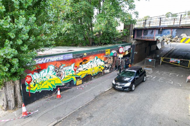 Lock up premises and land, Dagnall Park, Selhurst, London, SE25 6NS 3