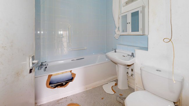 58C Colvestone Crescent, Hackney, London, E8 2LH 2