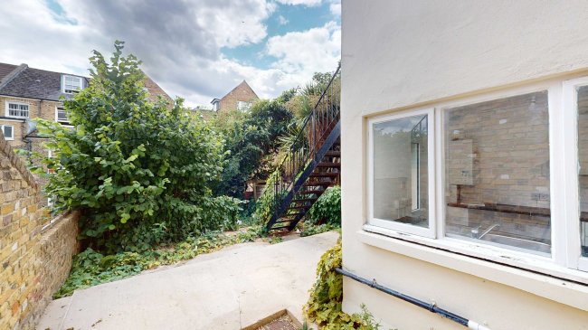 Flat A, 41 Alvington Crescent, Hackney, London, E8 2NN 8