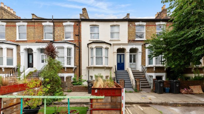 Flat A, 41 Alvington Crescent, Hackney, London, E8 2NN 8