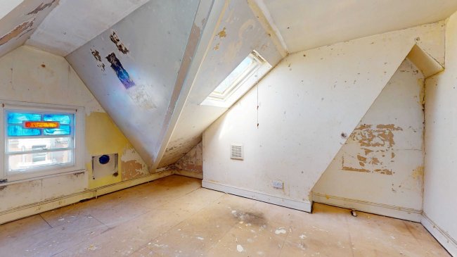 Flat C, 1 Linthorpe Road, Stamford Hill, London, N16 5RE 10