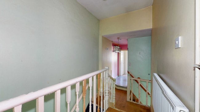 First Floor Flat, 8 Wycliffe Road, Wimbledon, London, SW19 1ER 1