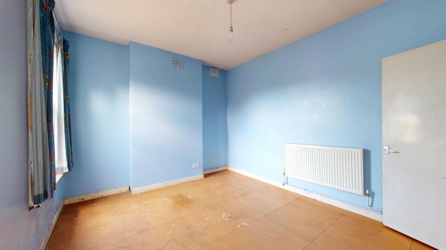 First Floor Flat, 8 Wycliffe Road, Wimbledon, London, SW19 1ER 1