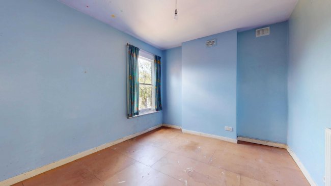 First Floor Flat, 8 Wycliffe Road, Wimbledon, London, SW19 1ER 1