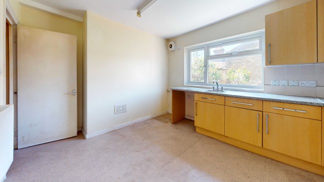First Floor Flat, 8 Wycliffe Road, Wimbledon, London, SW19 1ER 1