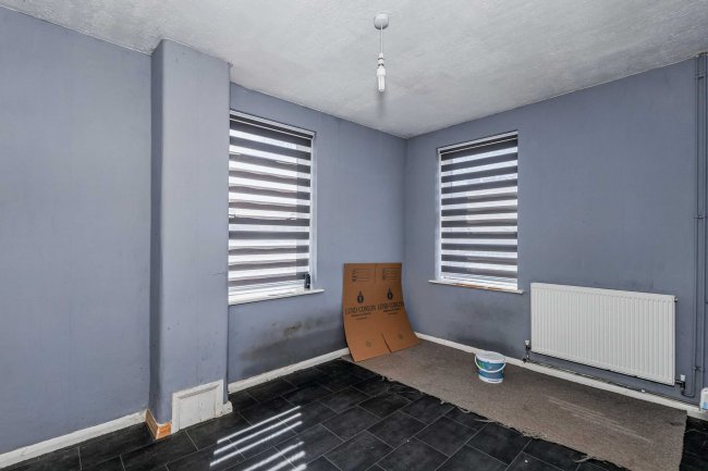 24 Snow Hill, Maulden, Bedford, MK45 2BW 2