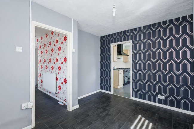 24 Snow Hill, Maulden, Bedford, MK45 2BW 2