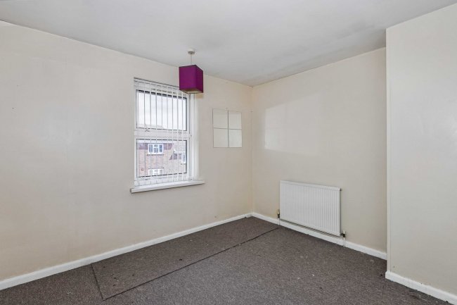 24 Snow Hill, Maulden, Bedford, MK45 2BW 2