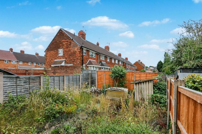 79 Darwin Road, Walsall WS2 7EP 1