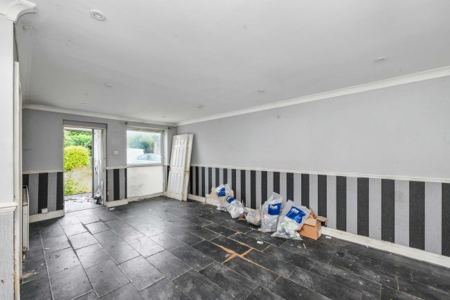 14 Westmeade Close, Cheshunt, Waltham Cross, EN7 6JP 3