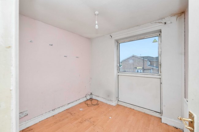 14 Westmeade Close, Cheshunt, Waltham Cross, EN7 6JP 3