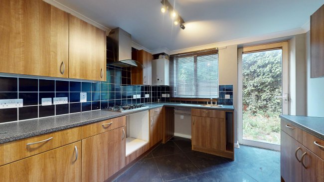 118 Covelees Wall, Winsor Park Estate, Beckton, London, E6 6WF 6