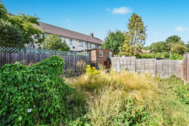 27 Marden Crescent, Bexley, Kent, DA5 1PW 2