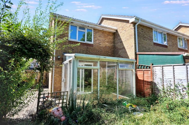 9 Madison Close, Gosport, PO13 9UL 6