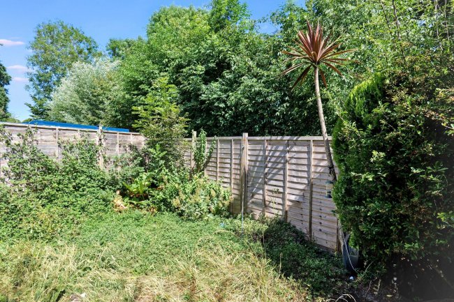 9 Madison Close, Gosport, PO13 9UL 6