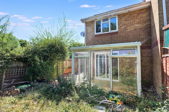 9 Madison Close, Gosport, PO13 9UL 6