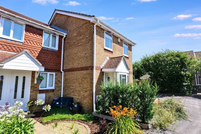 9 Madison Close, Gosport, PO13 9UL 6