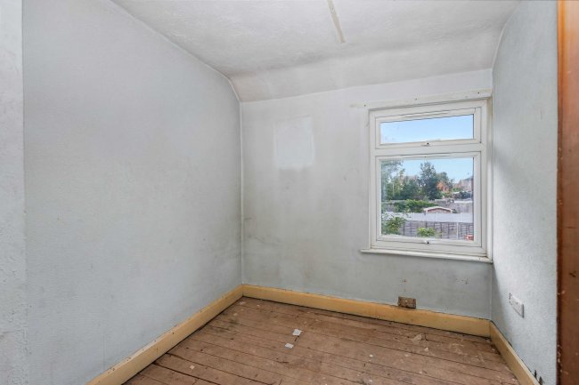 43 Upper Kings Avenue, Higham Ferrers, Wellingborough NN10 8JZ 7