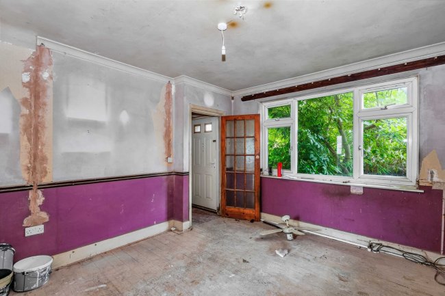 43 Upper Kings Avenue, Higham Ferrers, Wellingborough NN10 8JZ 7