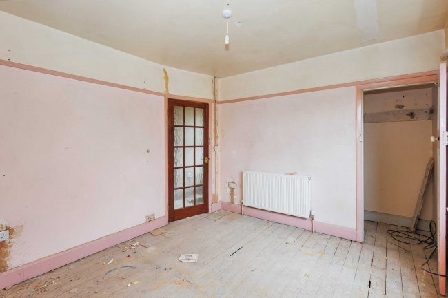 43 Upper Kings Avenue, Higham Ferrers, Wellingborough NN10 8JZ 7