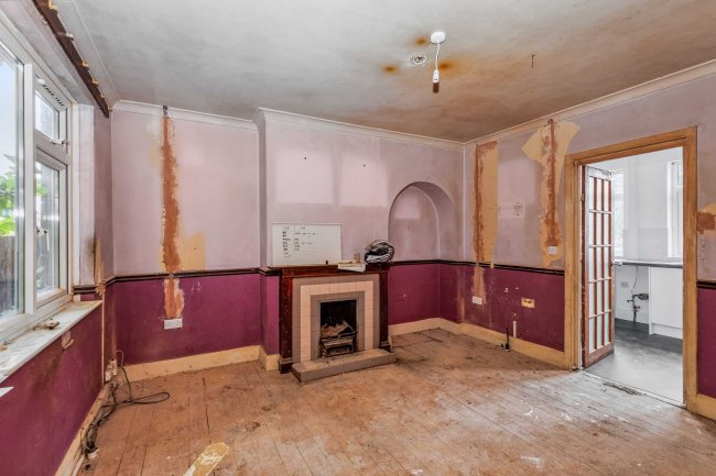 43 Upper Kings Avenue, Higham Ferrers, Wellingborough NN10 8JZ 7