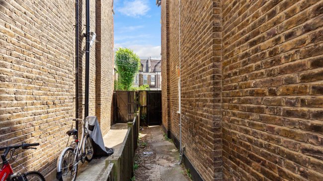 Ground Floor Flat, 14 St Albans Road, Harlesden, London, NW10 8UH 4