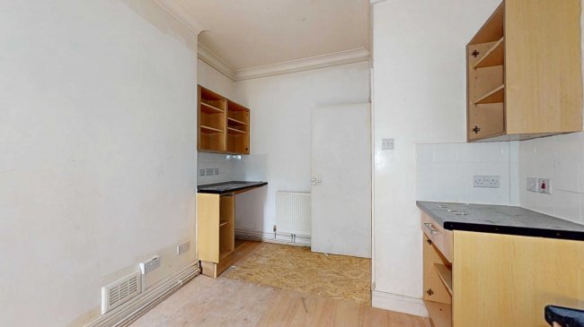 Ground Floor Flat, 59 Harley Road, Harlesden, London NW10 8BA 3