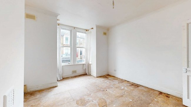 Ground Floor Flat, 59 Harley Road, Harlesden, London NW10 8BA 3