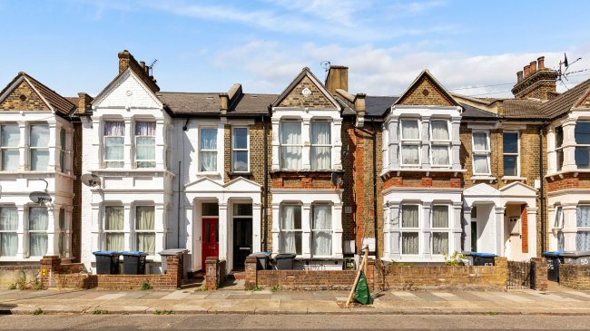 Ground Floor Flat, 59 Harley Road, Harlesden, London NW10 8BA 3