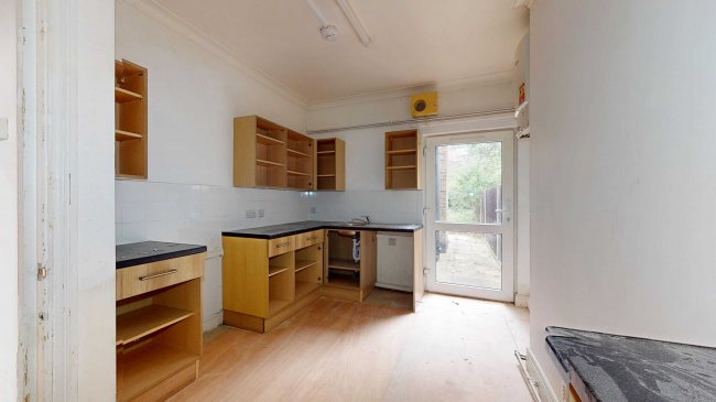 Ground Floor Flat, 59 Harley Road, Harlesden, London NW10 8BA 3