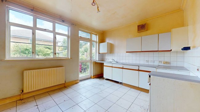 19 Wellesley Road, Slough, Berkshire, SL1 1UR 6