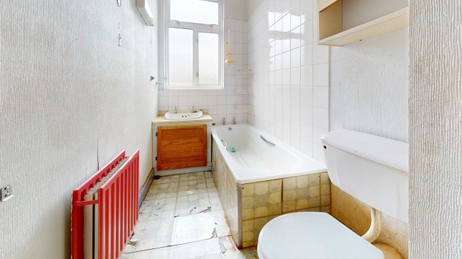 19 Wellesley Road, Slough, Berkshire, SL1 1UR 6