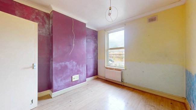 19 Wellesley Road, Slough, Berkshire, SL1 1UR 6