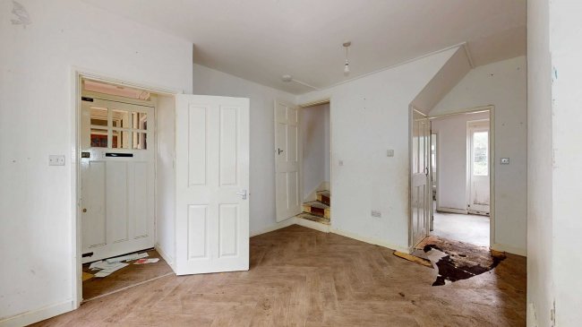 65 Henchman Street, Acton, London, W12 0BW 1