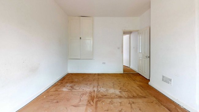 65 Henchman Street, Acton, London, W12 0BW 1