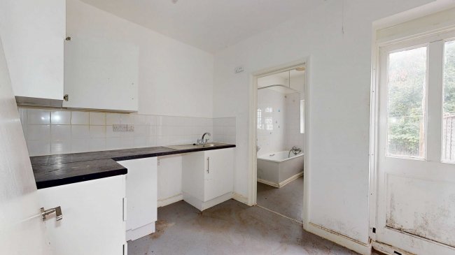 65 Henchman Street, Acton, London, W12 0BW 1