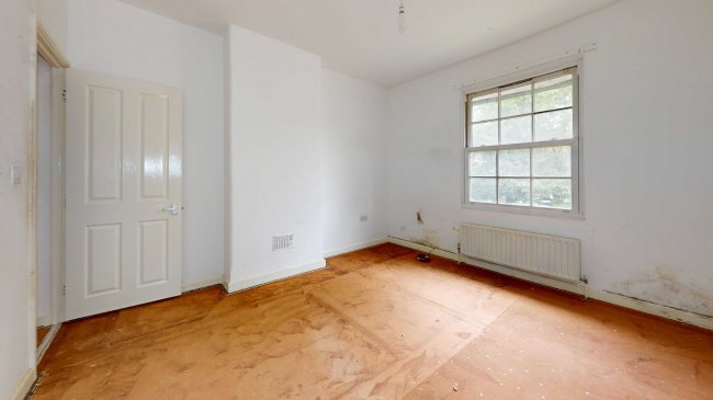 65 Henchman Street, Acton, London, W12 0BW 1